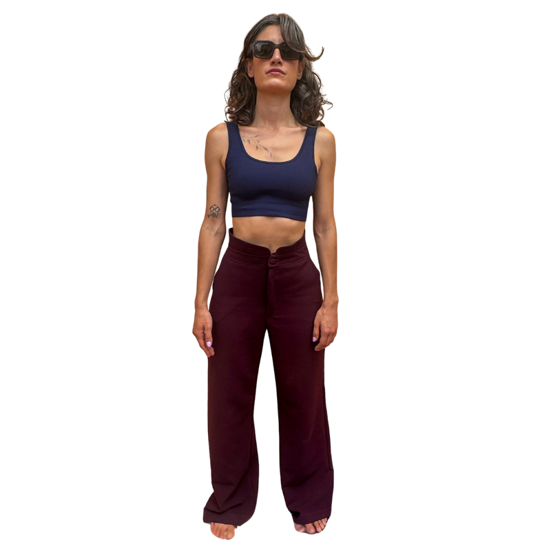 Model wearing size 0